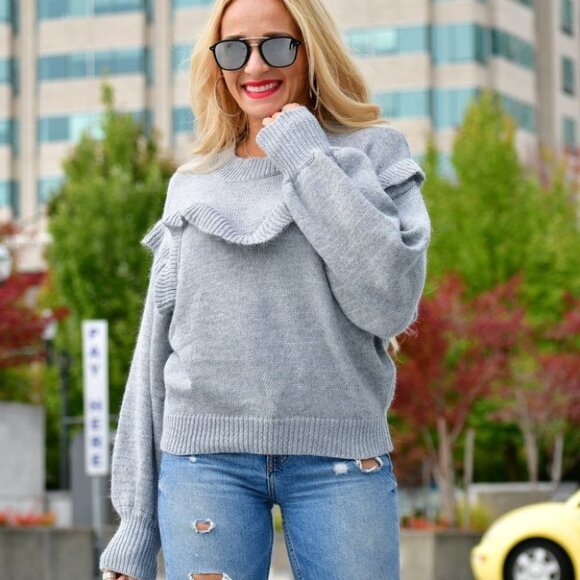 STEPH Gray Sweater - Picture 1 of 5
